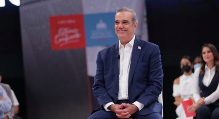 Dominikanska Republika gradi ogradu duž granice s Haitijem