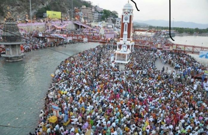 Indija: Oko milijun poklonika okupilo se na festivalu Kumbh Mela usprkos COVID-19