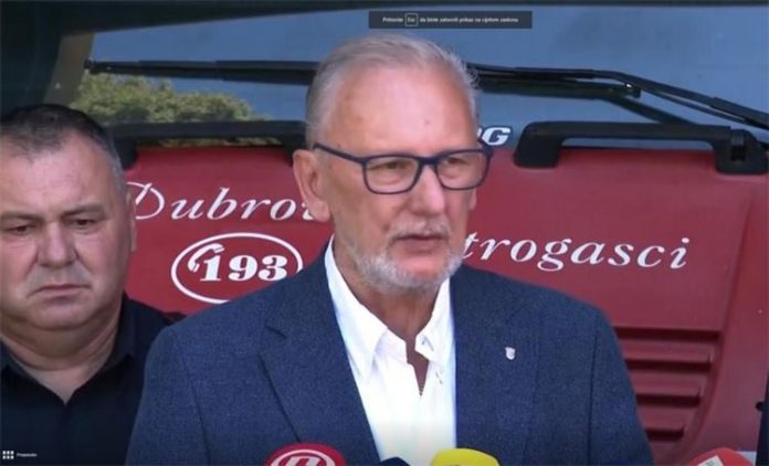 Božinović i Slavko Tucaković