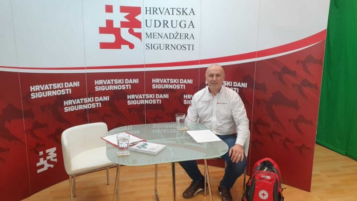 Robert Markt HUMS TV